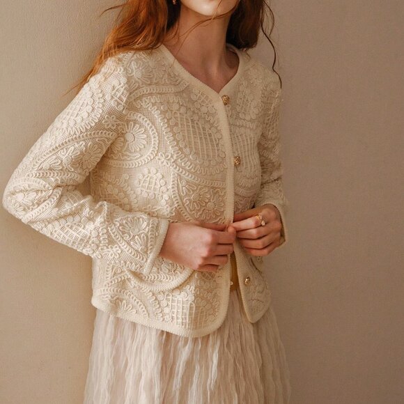 Apricot Elegant Women's Hollow-Out Bohemian Cashew Flower Pattern Coat - Picture 5 of 7